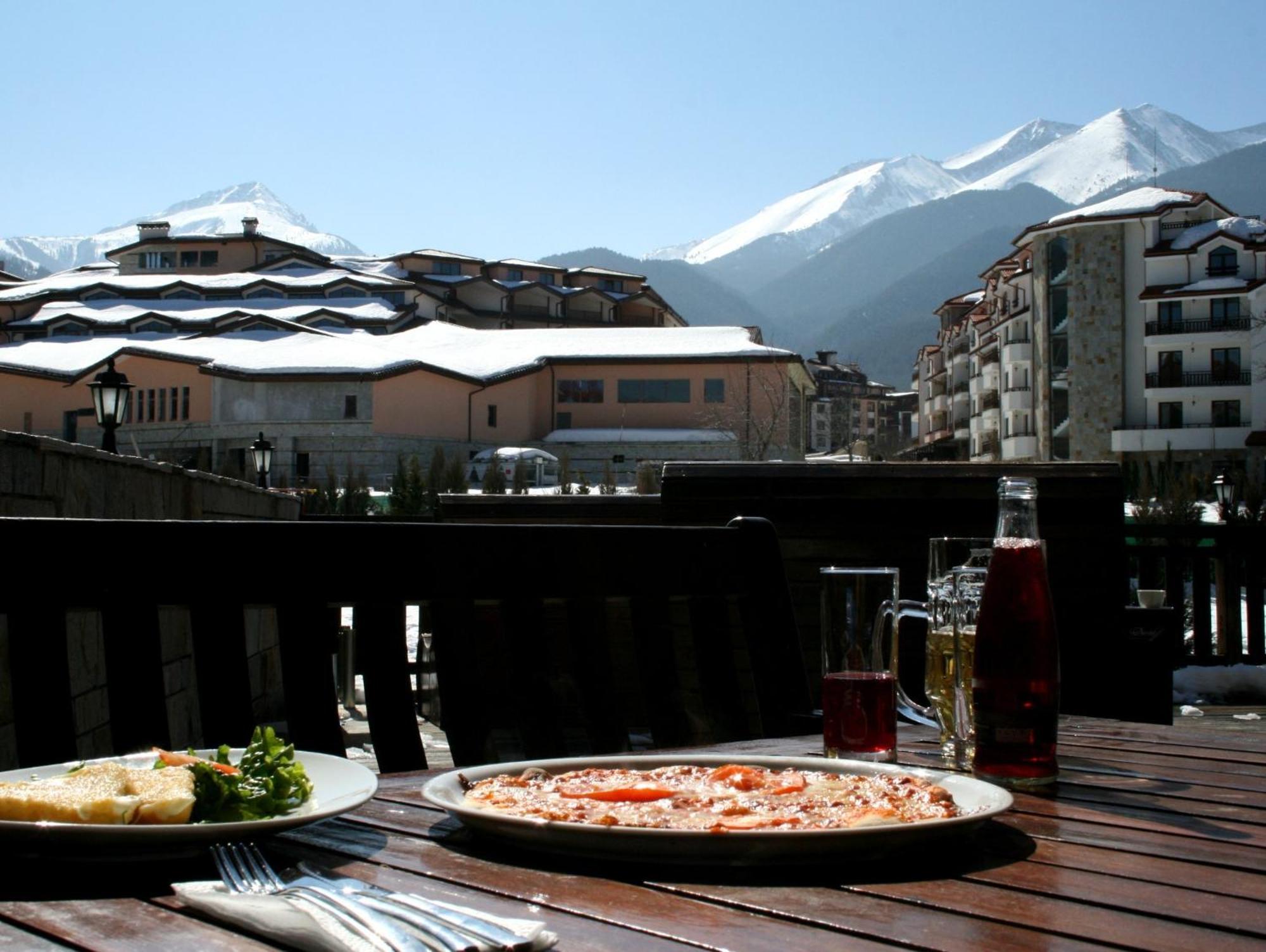 Bansko Ski Apartments In Bansko Royal Towers Esterno foto