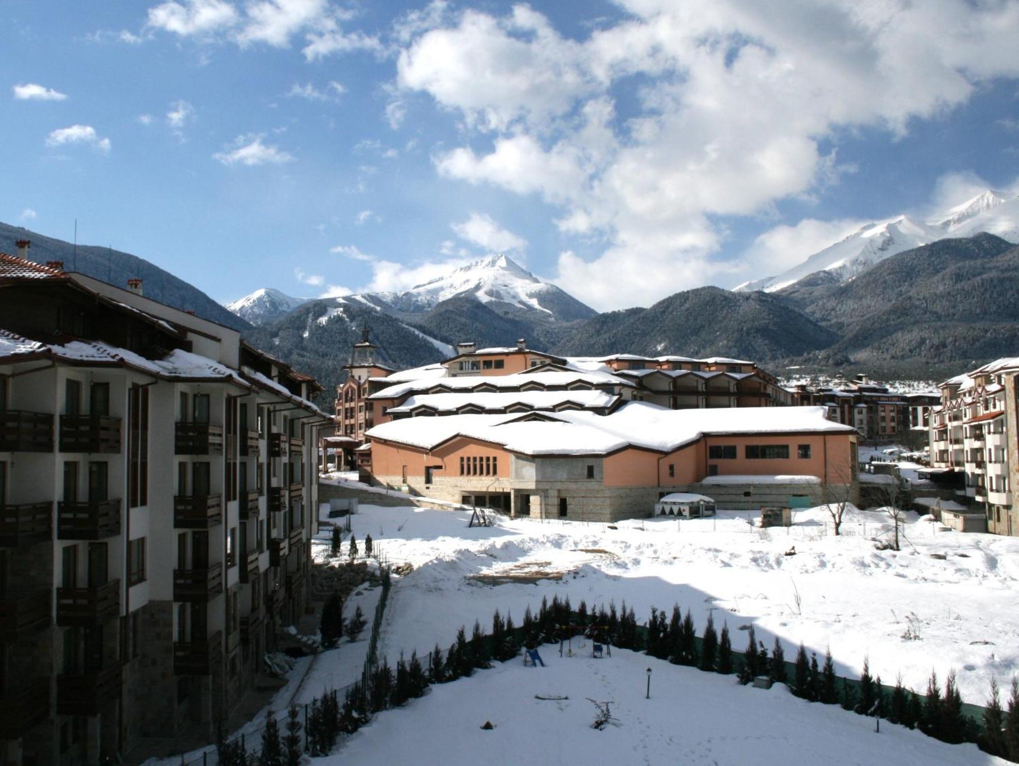 Bansko Ski Apartments In Bansko Royal Towers Esterno foto